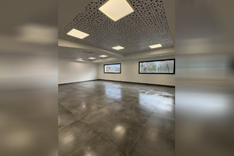 Ma-Cabane - Location Local commercial Pont-d'Ain, 140 m²