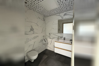 Ma-Cabane - Location Local commercial Pont-d'Ain, 140 m²