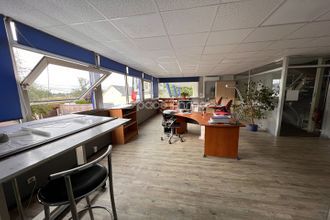 Ma-Cabane - Location Local commercial PREAUX, 62 m²