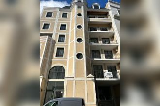 Ma-Cabane - Location Local commercial PUTEAUX, 700 m²