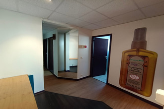 Ma-Cabane - Location Local commercial RAMBOUILLET, 80 m²