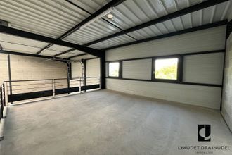 Ma-Cabane - Location Local commercial RIORGES, 138 m²