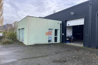 Ma-Cabane - Location Local commercial Saint-Aubin-du-Cormier, 240 m²