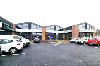 Location Local commercial 78210, SAINT CYR L ECOLE France