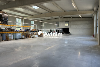 Location Local commercial 13610, Saint-Estève-Janson France