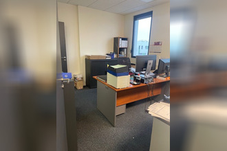 Ma-Cabane - Location Local commercial Saint-Fons, 300 m²