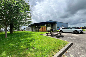 Ma-Cabane - Location Local commercial Saint-Jean-sur-Vilaine, 738 m²