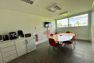 Ma-Cabane - Location Local commercial Saint-Jean-sur-Vilaine, 738 m²