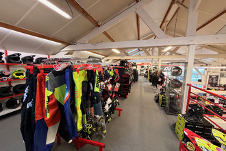 Ma-Cabane - Location Local commercial Saint-Malo, 530 m²