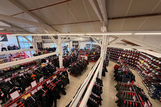 Ma-Cabane - Location Local commercial Saint-Malo, 530 m²