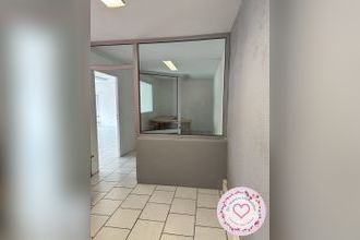 Ma-Cabane - Location Local commercial Saint-Martin-d'Abbat, 150 m²