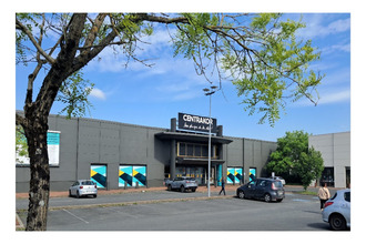 Ma-Cabane - Location Local commercial Saint-Maur, 1837 m²