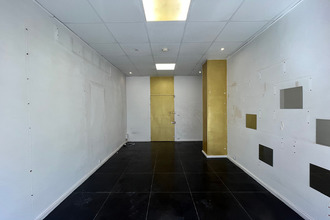 Ma-Cabane - Location Local commercial SAINT-MAUR-DES-FOSSES, 18 m²