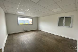 Ma-Cabane - Location Local commercial Saint-Ouen-l'Aumône, 148 m²