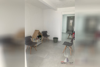 Ma-Cabane - Location Local commercial Sainte-Anne, 27 m²