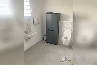 Ma-Cabane - Location Local commercial Sainte-Anne, 27 m²