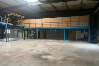 Location Local commercial 25770, Serre-les-Sapins France