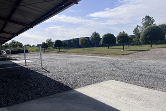 Ma-Cabane - Location Local commercial Terssac, 200 m²