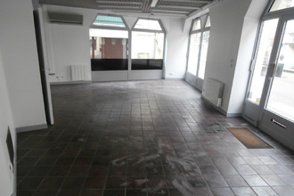 Ma-Cabane - Location Local commercial Tournon-sur-Rhône, 95 m²