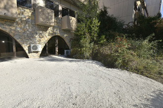 Ma-Cabane - Location Local commercial VALBONNE, 14 m²