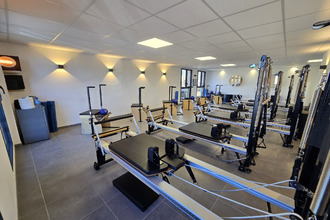 Ma-Cabane - Location Local commercial Venelles, 102 m²