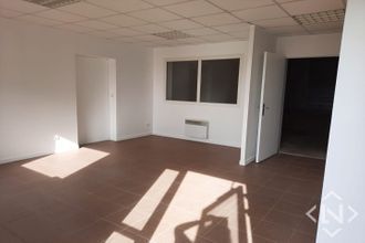 Ma-Cabane - Location Local commercial VERSON, 190 m²