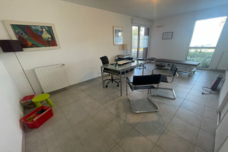 Ma-Cabane - Location Local commercial VEZIN-LE-COQUET, 35 m²