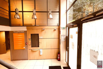 Ma-Cabane - Location Local commercial VILLEURBANNE, 125 m²