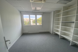 Ma-Cabane - Location Local commercial VOIRON, 118 m²