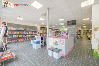 Ma-Cabane - Location Local commercial VOUJEAUCOURT, 580 m²
