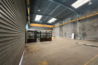 Ma-Cabane - Location Local commercial Wallers, 400 m²