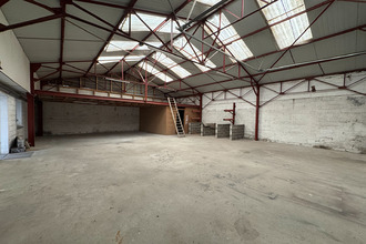 Ma-Cabane - Location Local commercial WATTRELOS, 318 m²