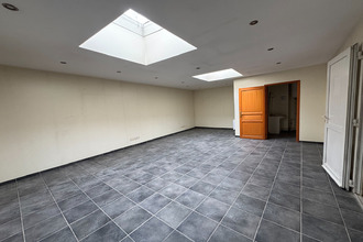 Ma-Cabane - Location Local commercial WATTRELOS, 318 m²