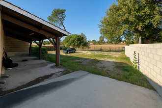 location localcommercial ambares-et-lagrave 33440