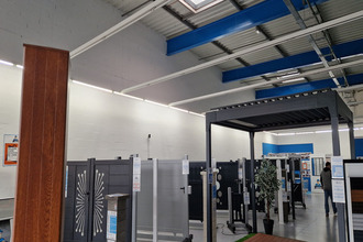 location localcommercial andelnans 90400