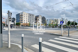 location localcommercial angers 49100