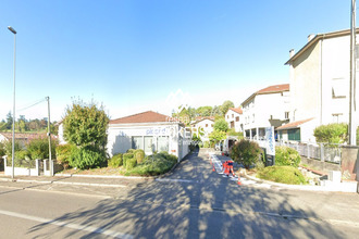 location localcommercial auch 32000