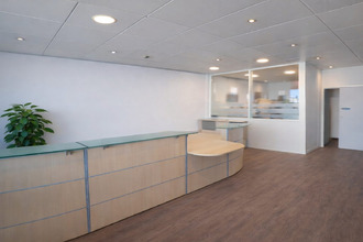 location localcommercial auray 56400