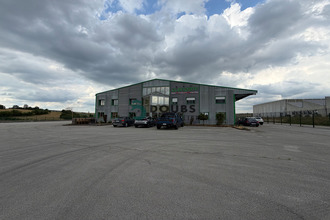 location localcommercial avoudrey 25690