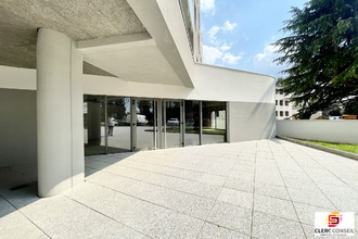 location localcommercial bihorel 76420