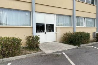 location localcommercial biot 06410