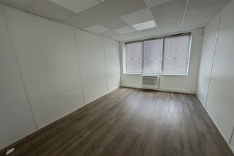 location localcommercial bruges 33520