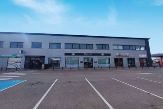 location localcommercial canohes 66680