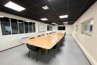 location localcommercial carpiquet 14650