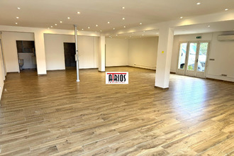 location localcommercial carqueiranne 83320