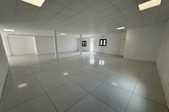 location localcommercial cayenne 97300