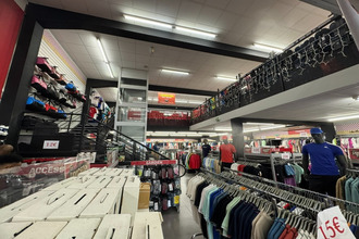 location localcommercial cayenne 97300