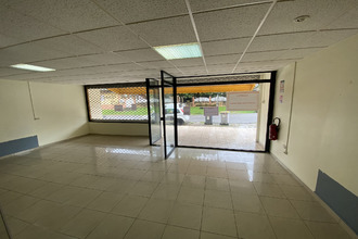 location localcommercial cayenne 97300