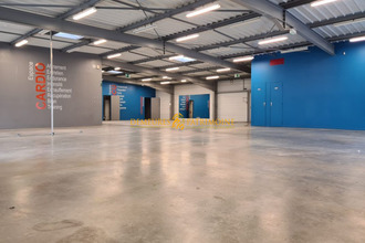 location localcommercial champniers 16430