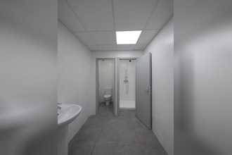 location localcommercial chassieu 69680